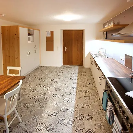 Ferienhaus Pettneu 230w