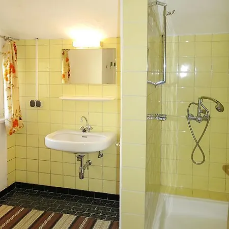 Feriehus Ferienhaus Pettneu 230w *