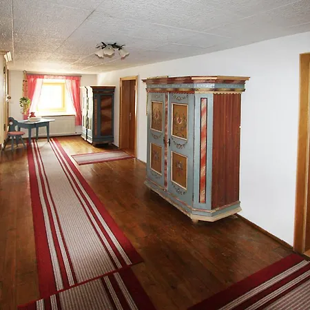 Ferienhaus Pettneu 230w Feriehus *